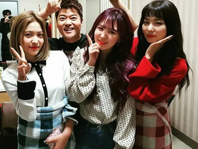 チョン・ヒョンム、Red Velvet を応援