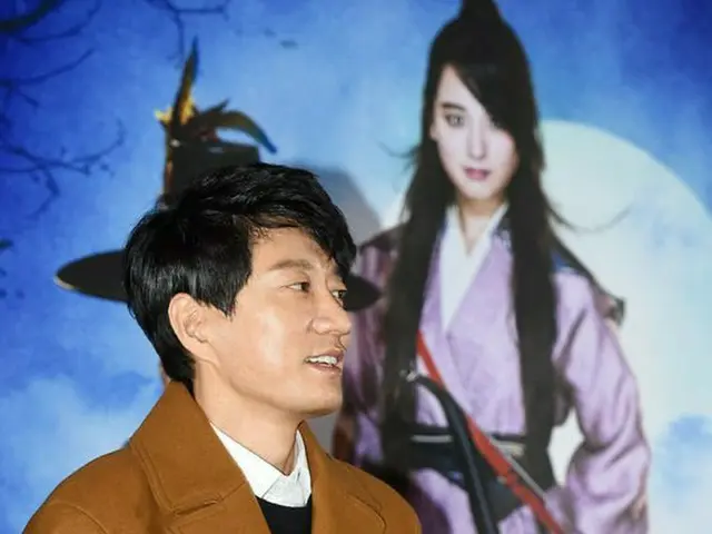 俳優キム・ミョンミン、試写会に参加中。