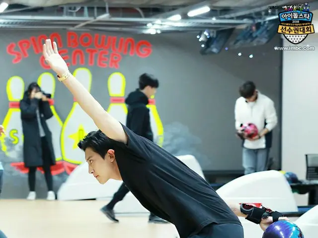 EXO Chanyeol、公式写真が公開