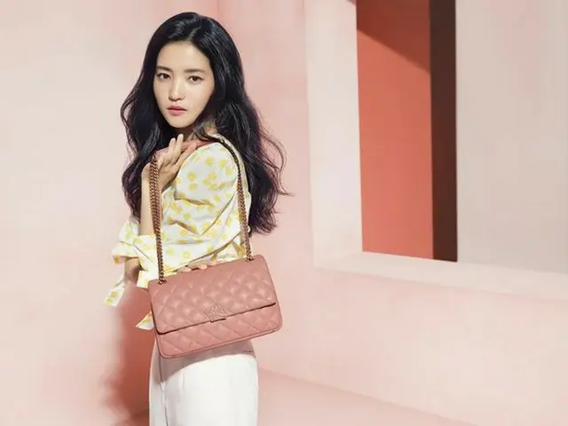 女優キム・テリ、画報公開