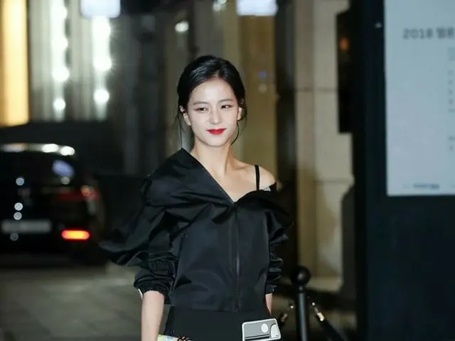 BLACKPINK JISOO、高級ブランドのフォトイベントに出席