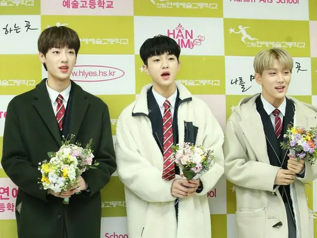 Golden Child TAG ジェヒョン チュチャン、ハンリム芸術高等学校の卒業式に出席