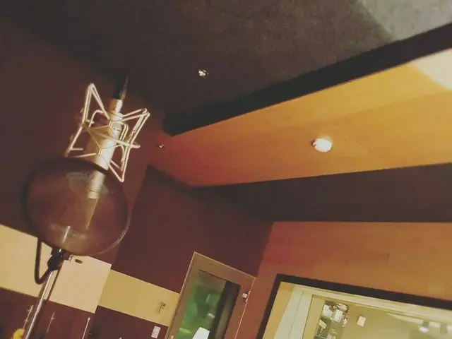 【I公式】JYJ ジェジュン[JAEJOONG]、熱くレコーディング作業中。