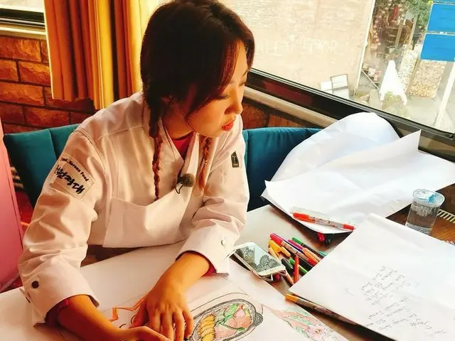 【I公式】2NE1 出身MINZY、SNS更新。