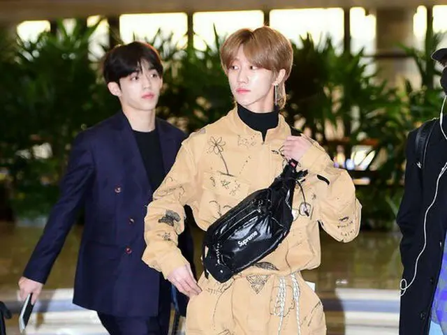 Seventeen、日本へ出国中