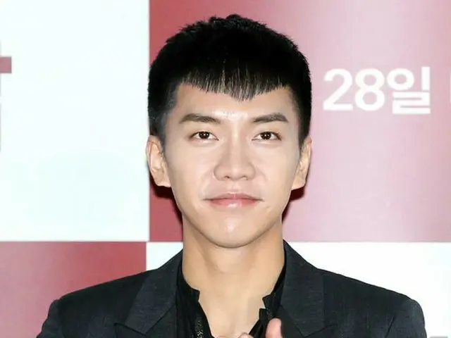 俳優イ・スンギ、映画「相性」メディア試写会に出席。