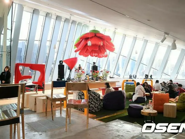 BIGBANG GDカフェ、オープン記念の行事。