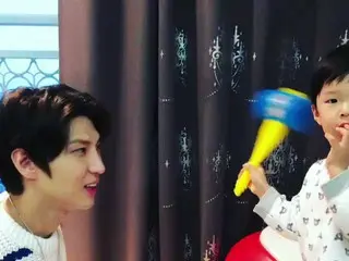 【I公式】VIXX レオ[LEO]、甥とのジャンケン勝負
