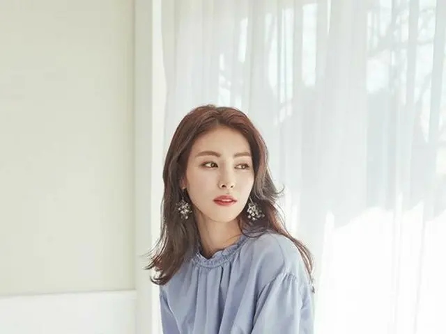 女優キム・ジョンファ、画報公開。