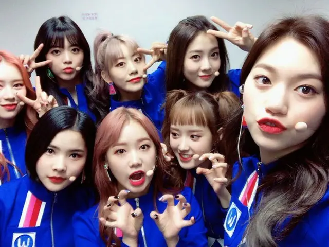 【t公式fan】Weki Meki、本日の衣装。