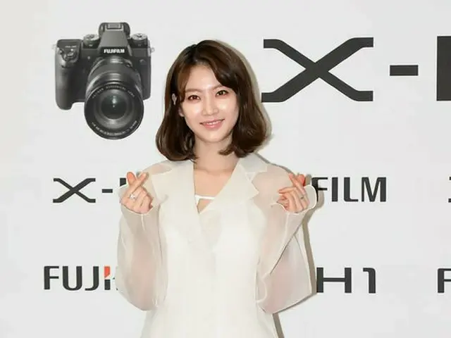 女優コン・スンヨン、FUJIFILMの新製品発表会に出席。