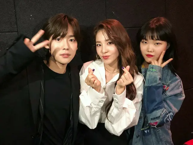 【I公式】2NE1 出身DARA、SNS更新。