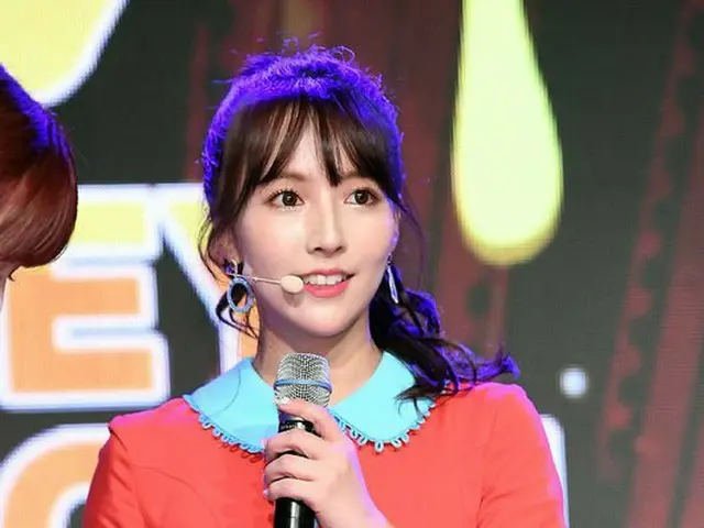 「日本AV女優のKPOP進出」HONEY POPCORN、ショーケースでインタビュー。