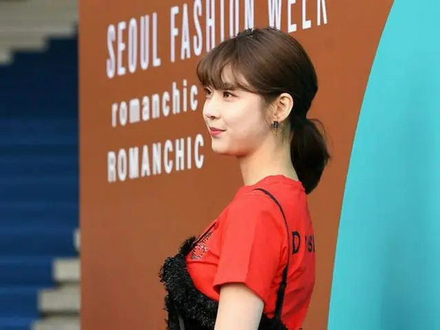 女優コン・スンヨン、22日午前ソウル・東大門DDPで「2018 F/W HERA SEOUL FASHION WEEK」に参加。
