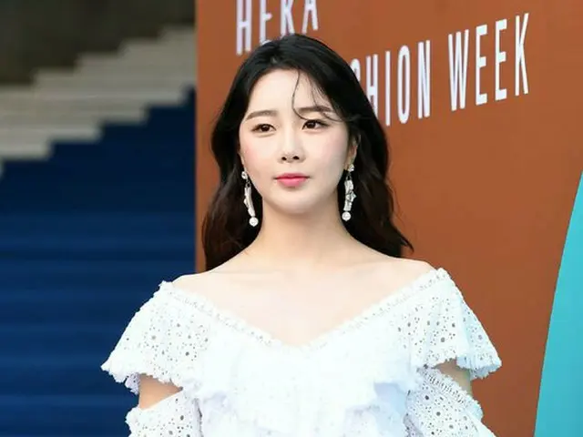 Dal★shabet スビン、22日午前ソウル・東大門DDPで「2018 F/W HERA SEOUL FASHION WEEK」に参加。