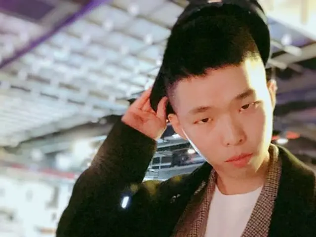 軍服務中の楽童ミュージシャン イ・チャンヒョク、妹イ・スヒョンと休暇で楽しい時間。