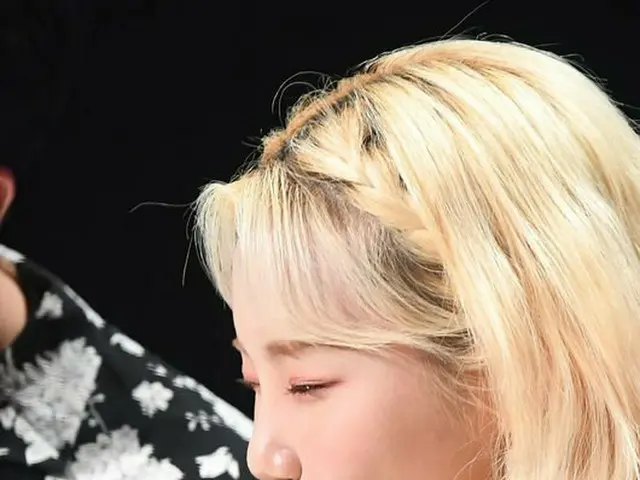 MOMOLAND ジュイ、SBS MTV「The Show」の進行中。