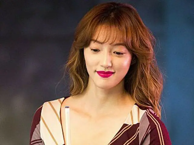 女優EL、セクシー美と演技力で出演のたびに話題