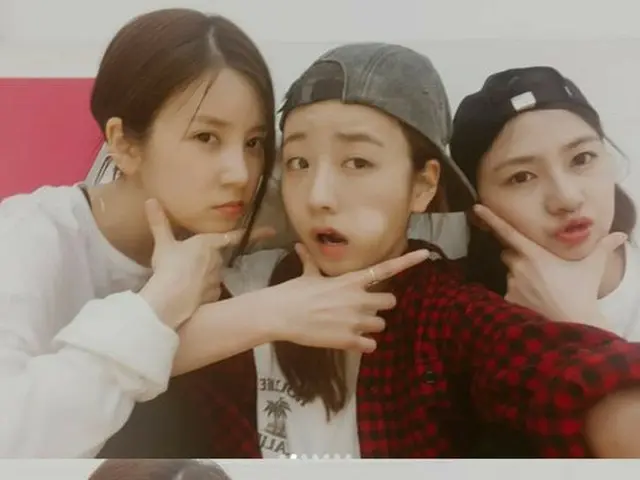 Apink ボミ、ハヨン＆チョロンとの3ショット写真を公開