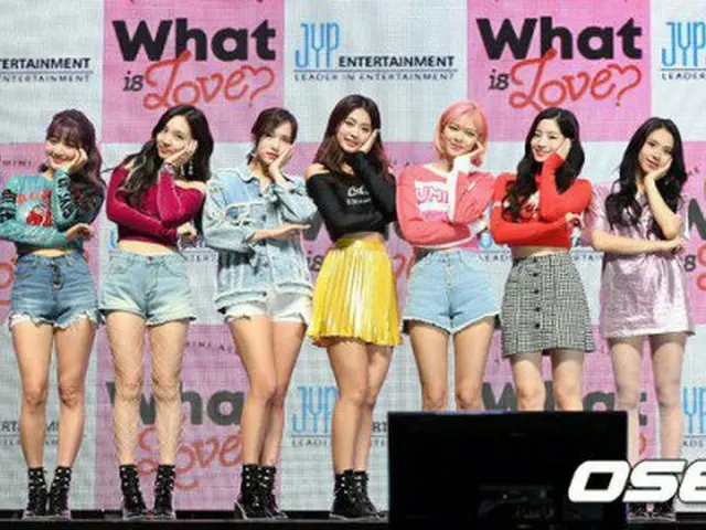 TWICE、新曲「What is Love?」で8連続ヒット！12日午前9時基準、MelOn・NAVER MUSIC・Mnet・ソリバダ・Bugsで1位に