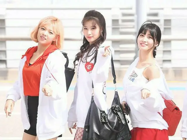 TWICE サナ、出国中
