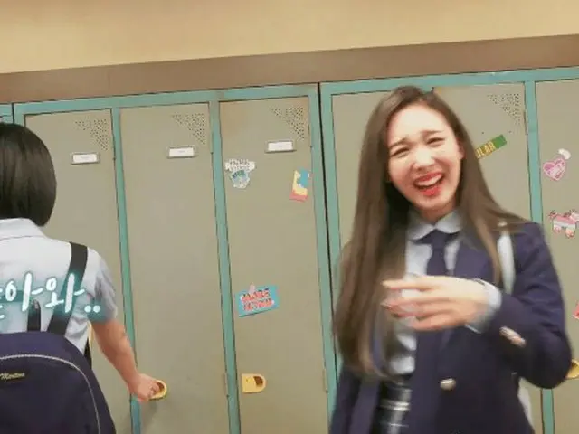本日公開のTWICE 「WHAT IS LOVE？」MV撮影のビハインドシーン