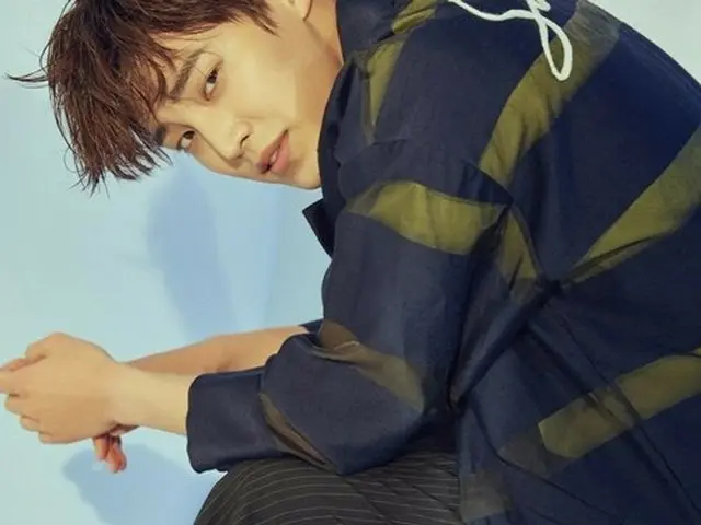 サプライズ(5urprise) のイ・テファン、画報公開