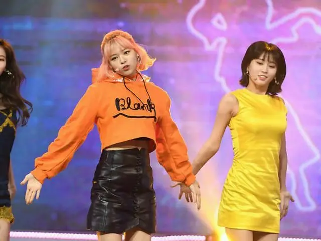 TWICE ジョンヨン、MBC MUSIC「Show Champion」に出演