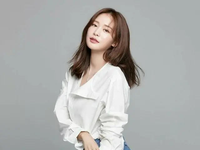 女優チョン・ユジン、画報公開。