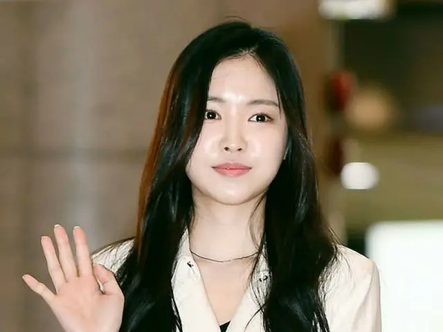Apink ソン・ナウン、スケジュールのため日本に出国