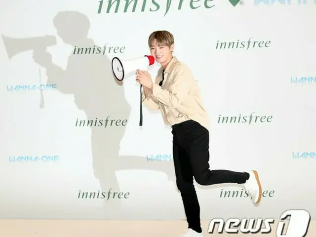 Wanna One ユン・ジソン、Innisfree＆Wanna Oneファンミーティング開催