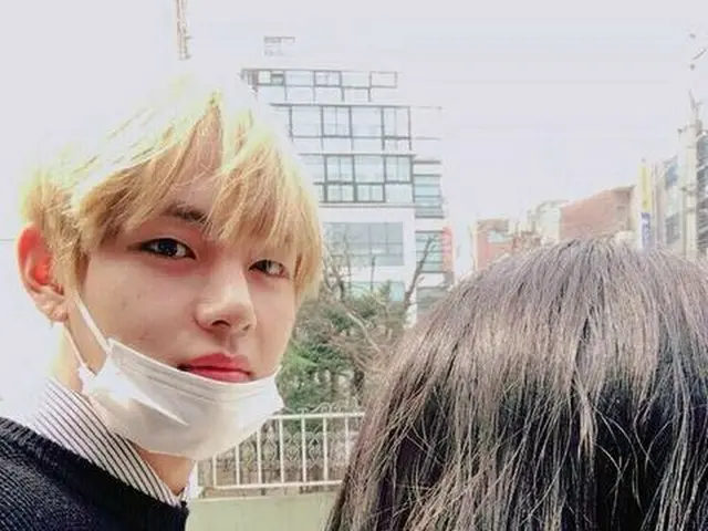 防弾少年団 V、「デート写真」が話題