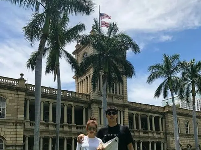 現在新婚旅行中のAFTERSCHOOL 出身ジョンア バスケットボール選手チョン・チャンヨン夫妻、ハワイで撮った写真を公開