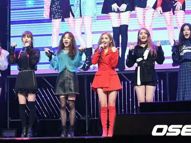 「PRODUCE 101」チョン・ソヨン所属のガールズグループ(G)I-DLE、デビューアルバム「I am」発売記念ショーケースを開催
