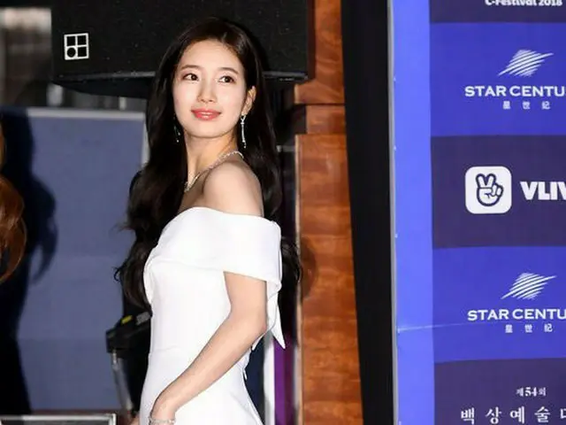 MISS A 出身Suzy、レッドカーペット行事中。