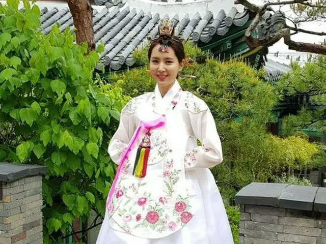 女優ハン・チェア、結婚式の写真を公開。