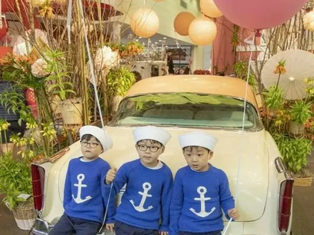 俳優ソン・イルグク、三つ子の息子たちの近況を公開。
