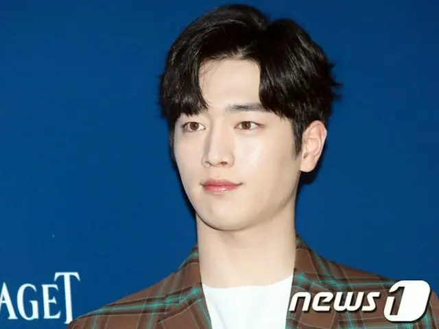 俳優ソ・ガンジュン、PIAGETフォトウォールイベントに出席