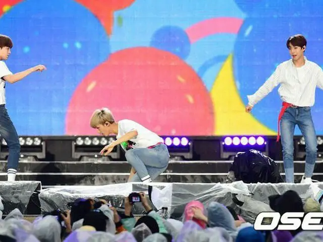 NCT ジソン、舞台でスリップ事故。