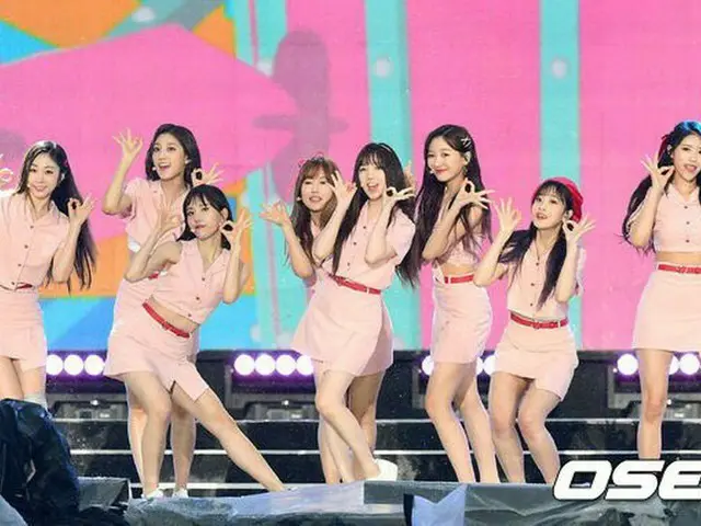 LOVELYZ、少女時代に変身