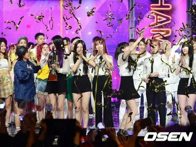 GFRIEND、MBC MUSIC「Show Champion」で2週連続の1位。