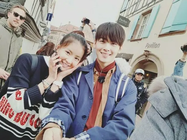 女優イ・シヨン、MBC「線を越えるやつら」フランス・ドイツ編のビハインド写真を公開