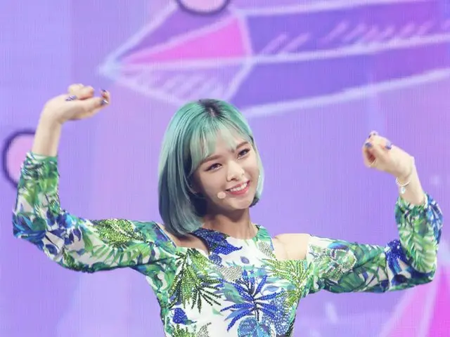 TWICE、2ND TOUR 「TWICELAND ZONE 2 : Fantasy Park」の公式写真が公開