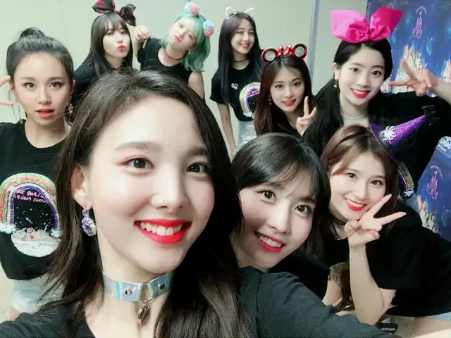 TWICE、「韓国での序列１位はナヨン」の写真
