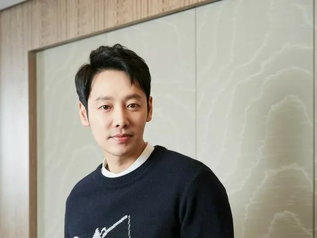 俳優キム・ドンウク、OCNドラマ「手 the guest」に出演を確定。