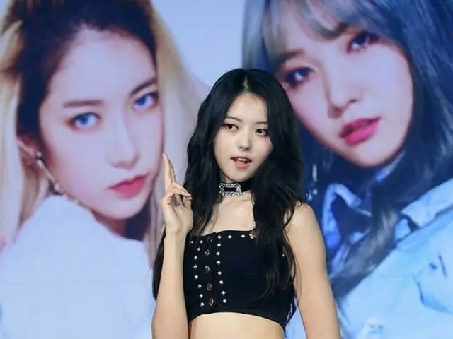 PRISTIN V ナヨン、アルバム「Like a V」の発売記念ショーケース開催