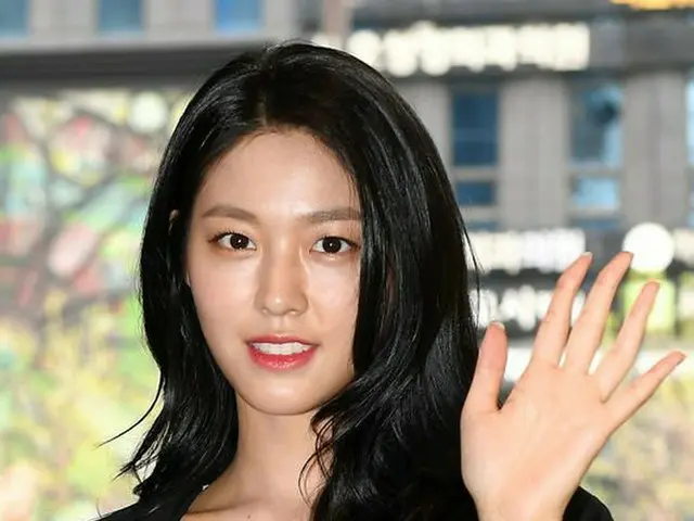 AOA ソリョン、IU(アイユー)やユ・アインらのフォローを解除