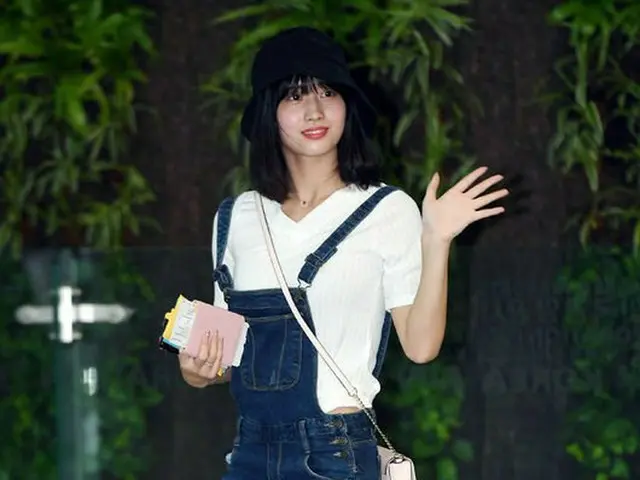 TWICE モモ、コンサートのため日本に出国