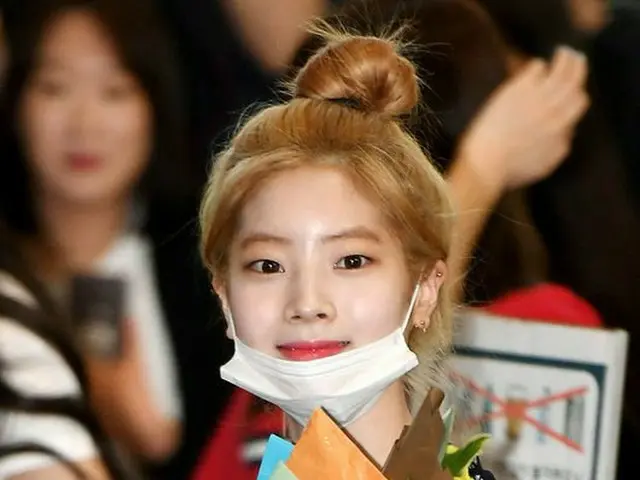 TWICE ダヒョン、コンサートのため日本に出国