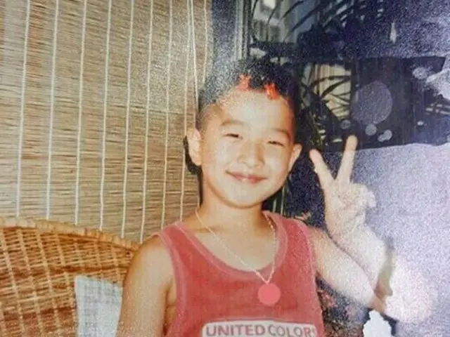 軍服務中のBIGBANG SOL、幼少時代の写真を公開。
